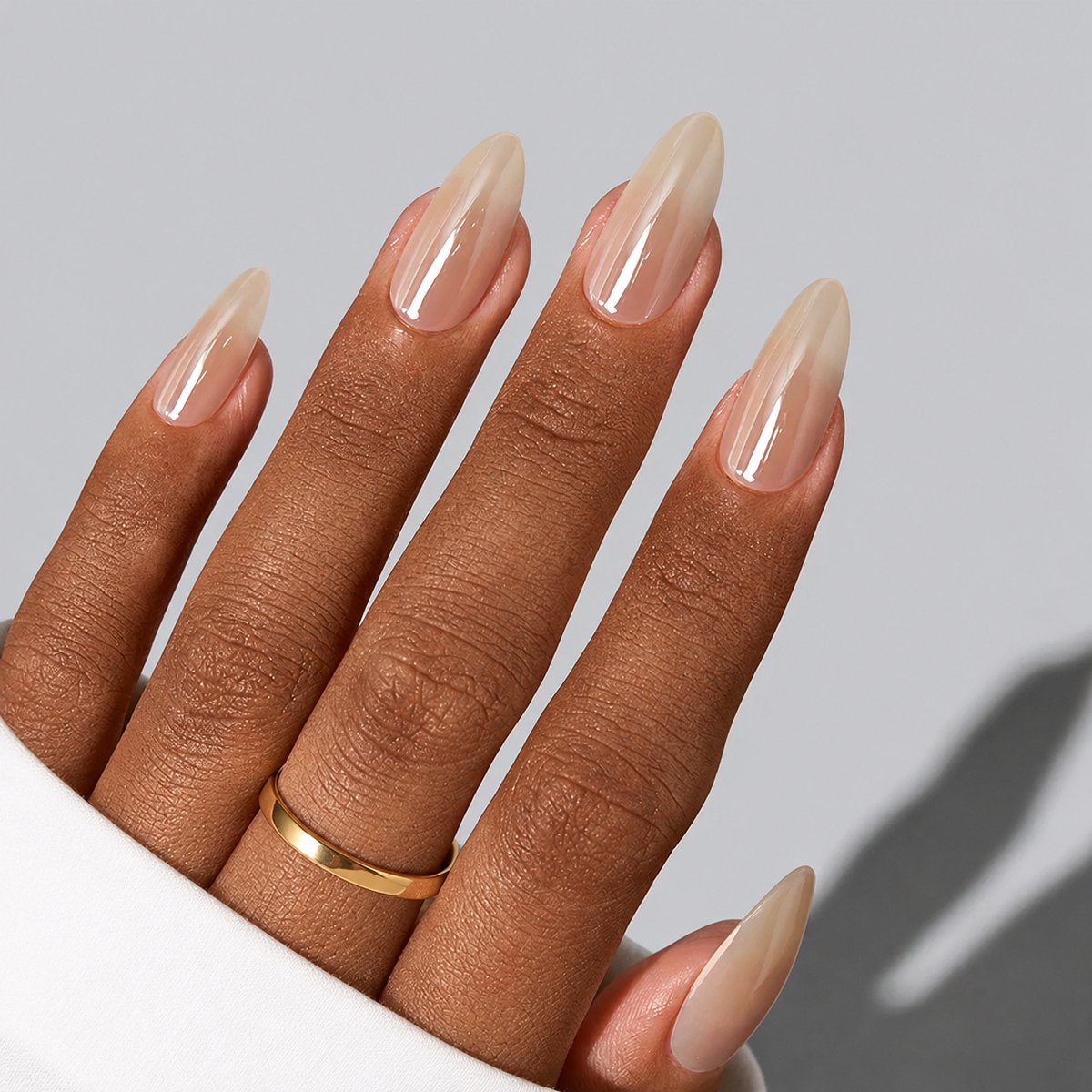 Glazed White Medium Almond